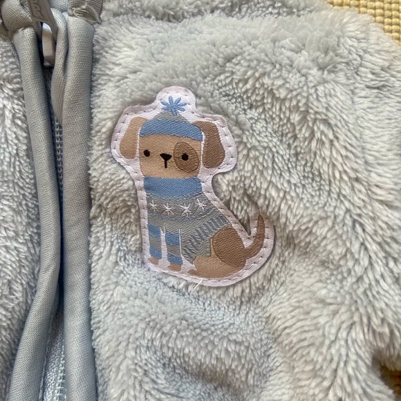 New Carter’s Organic Fleece Newborn Footed Snowsuit with Hand Covers - Picture 3 of 4